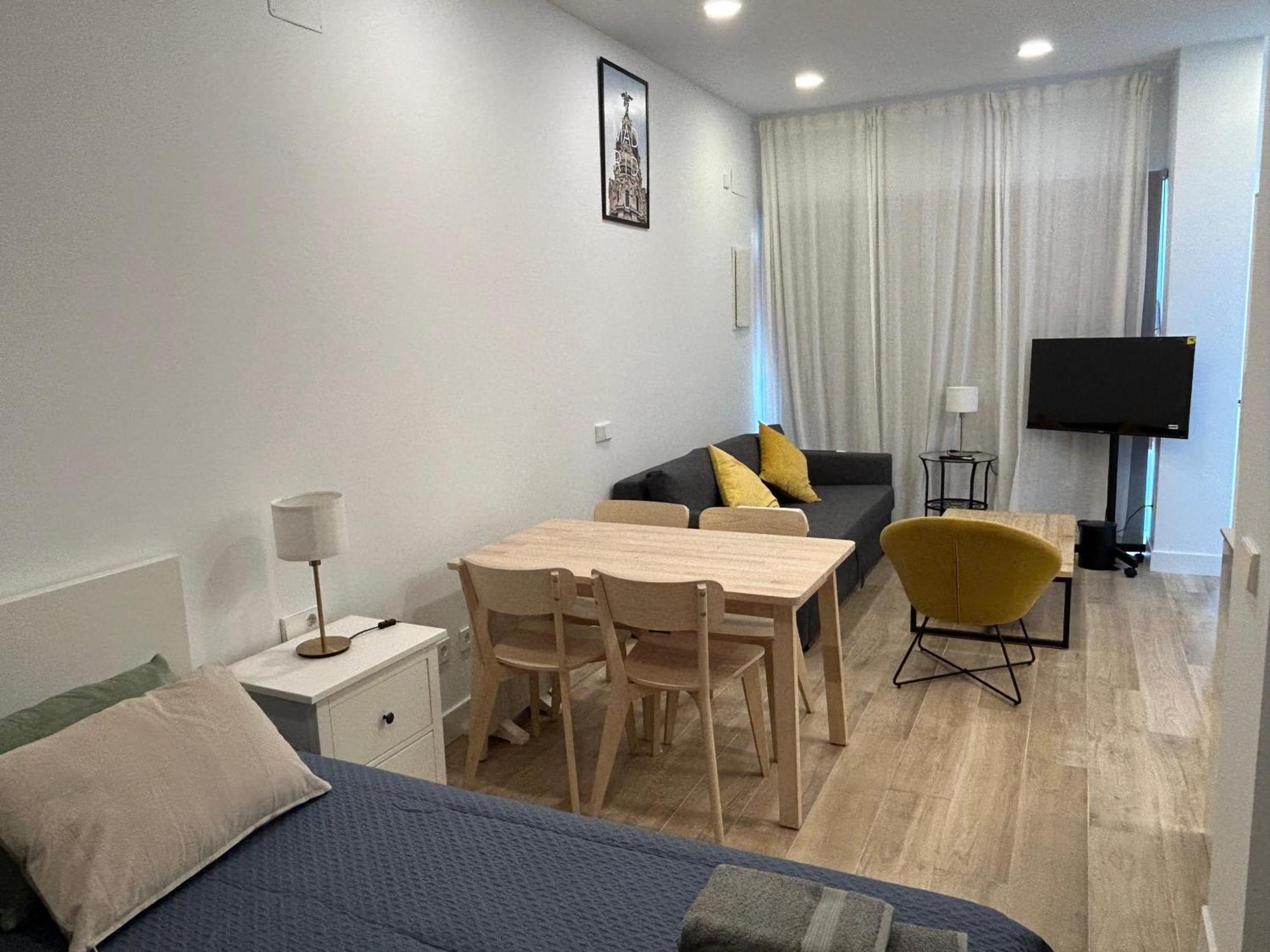Azca-Bernabeu Apartments Madrid Zimmer foto